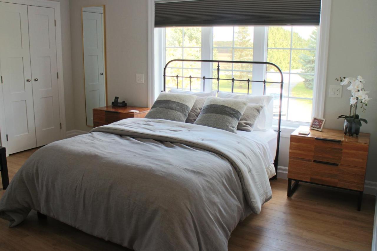 Woodslee Bed And Breakfast Belle River Exterior photo